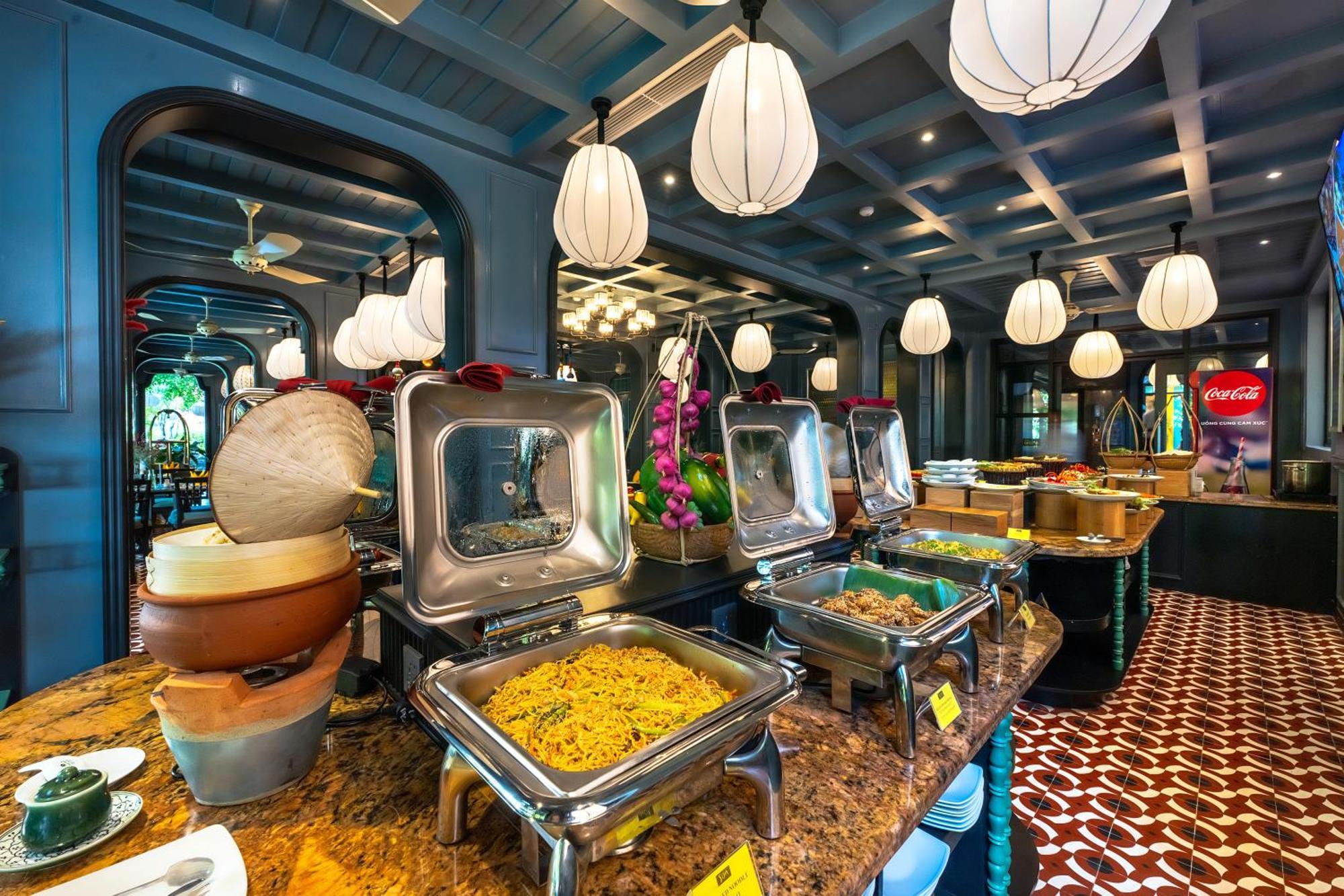 Son Hoi An Boutique Hotel & Spa 외부 사진 The interior of the restaurant