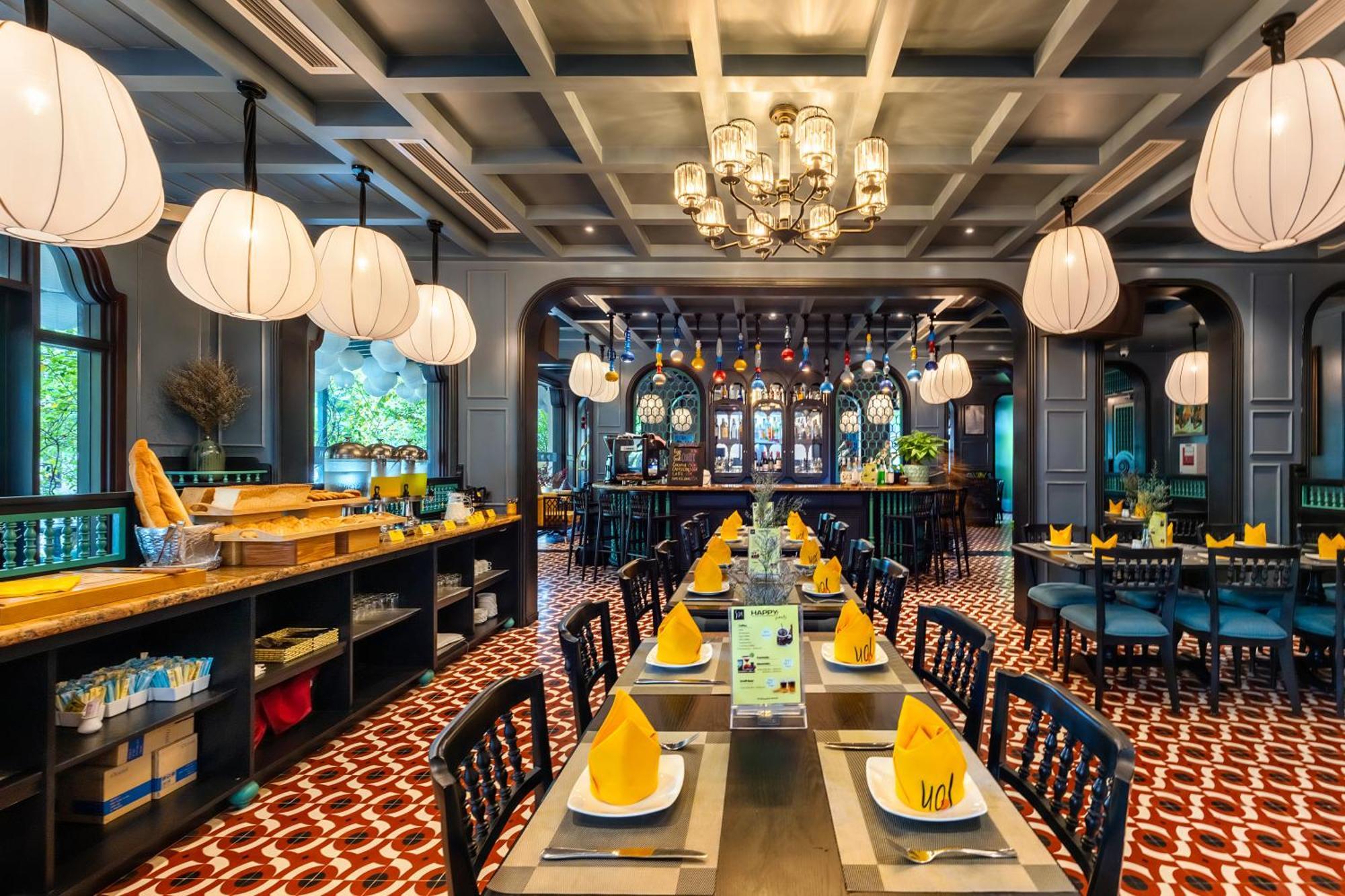 Son Hoi An Boutique Hotel & Spa 외부 사진 The interior of the restaurant